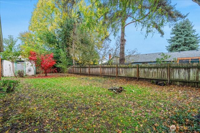 9709 NW 21 Avenue, Vancouver, WA 98665