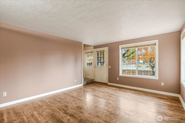 9709 NW 21 Avenue, Vancouver, WA 98665