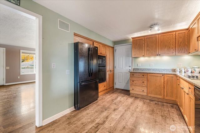 9709 NW 21 Avenue, Vancouver, WA 98665