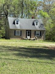 9515 Chester Rd, North Chesterfield, VA 23237
