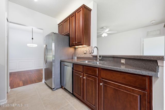 11852 SURFBIRD Circle 41G, Jacksonville, FL 32256