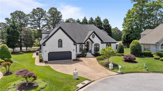 101 Barrington LN, Yorktown, VA 23693