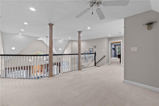101 Barrington LN, Yorktown, VA 23693