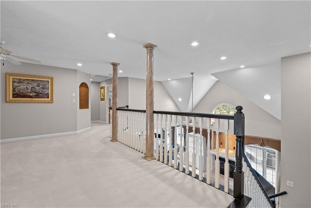 101 Barrington LN, Yorktown, VA 23693