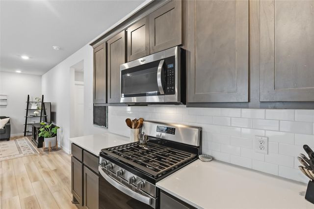 1102 Amistad Loop, College Station, TX 77845