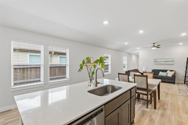 1102 Amistad Loop, College Station, TX 77845