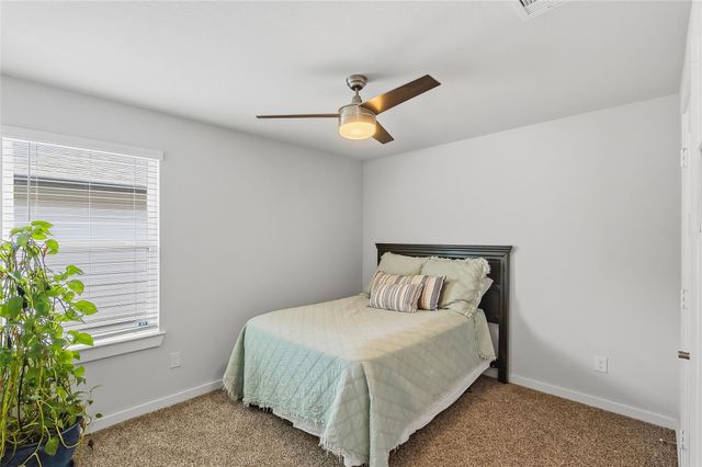 1102 Amistad Loop, College Station, TX 77845
