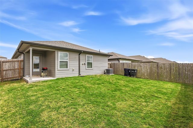 1102 Amistad Loop, College Station, TX 77845