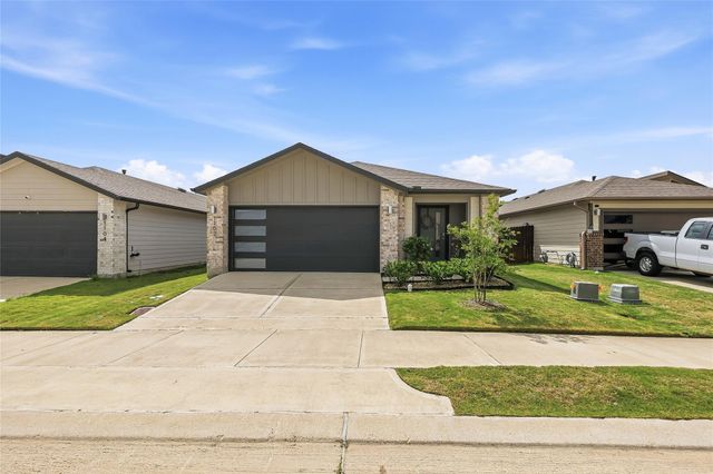 1102 Amistad Loop, College Station, TX 77845