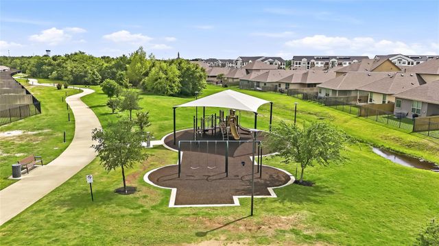 1102 Amistad Loop, College Station, TX 77845