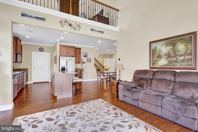 15 EVAN DR, York, PA 17404
