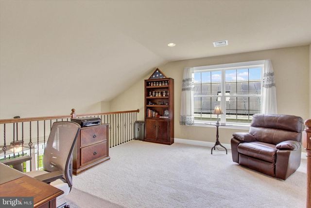 15 EVAN DR, York, PA 17404