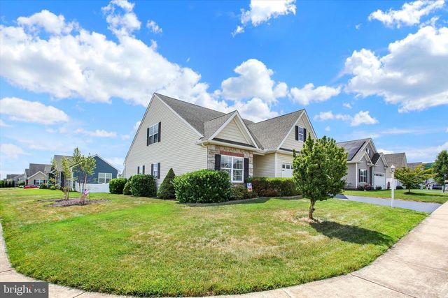 15 EVAN DR, York, PA 17404