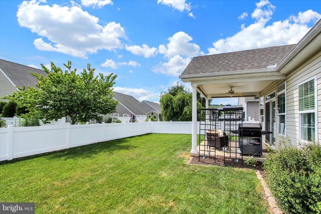 15 EVAN DR, York, PA 17404