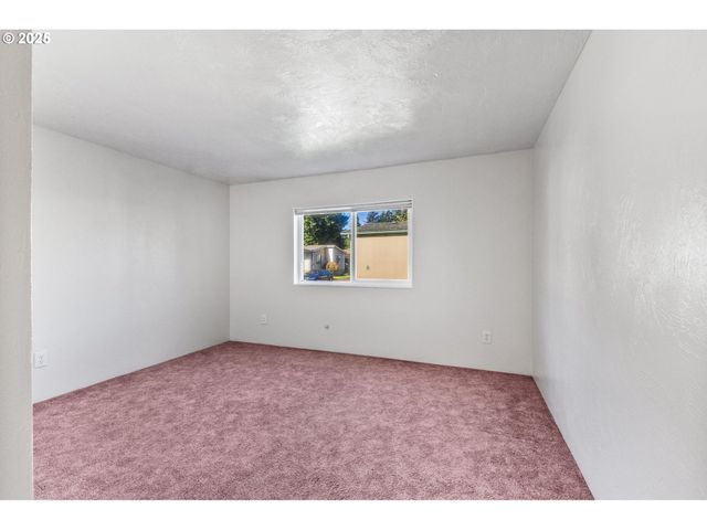 10523 Se LINWOOD Ave 7, Milwaukie, OR 97222