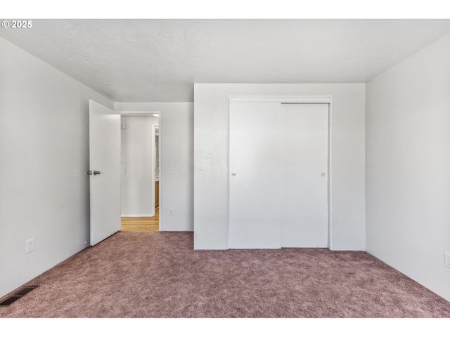 10523 Se LINWOOD Ave 7, Milwaukie, OR 97222