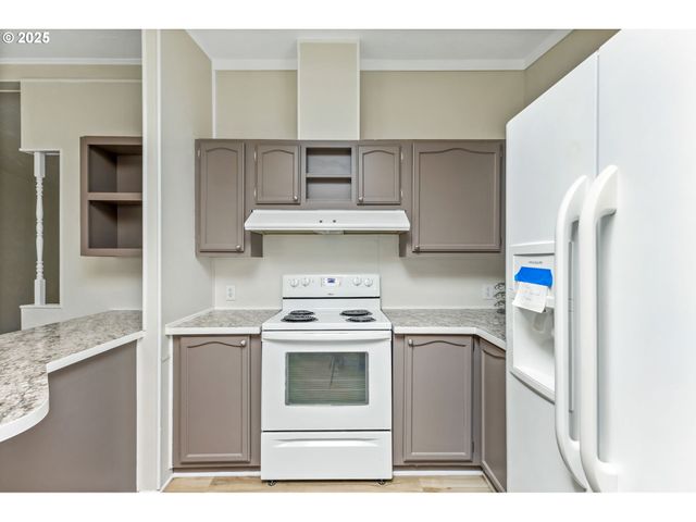10523 Se LINWOOD Ave 7, Milwaukie, OR 97222