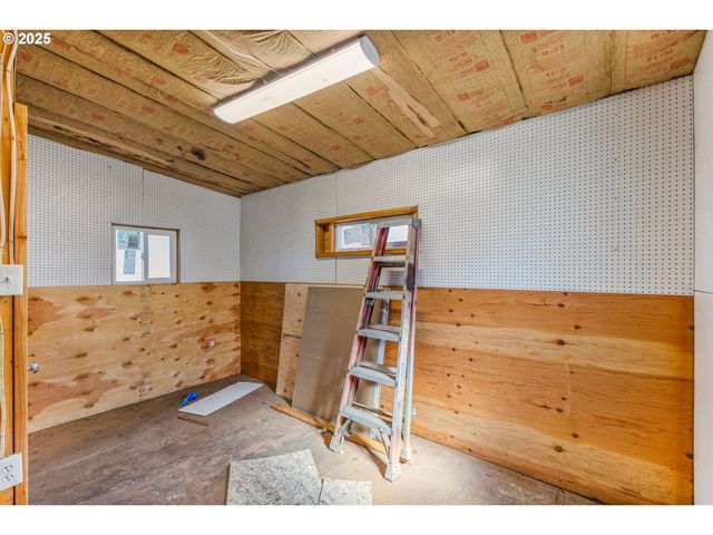 10523 Se LINWOOD Ave 7, Milwaukie, OR 97222