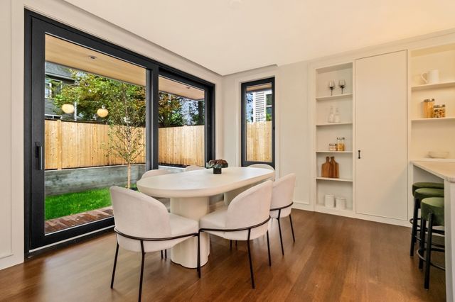 8 Holworthy Terrace, Cambridge, MA 02138