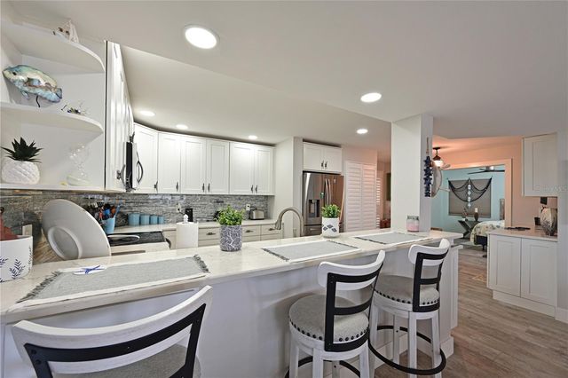 1319 PERICO POINT CIRCLE, Bradenton, FL 34209