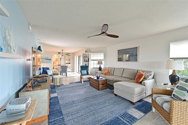 1319 PERICO POINT CIRCLE, Bradenton, FL 34209