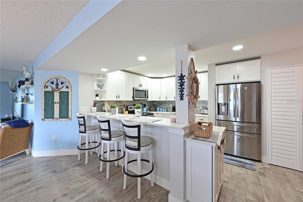 Image 12 of property listing at 1319 PERICO POINT CIRCLE, Bradenton, FL 34209