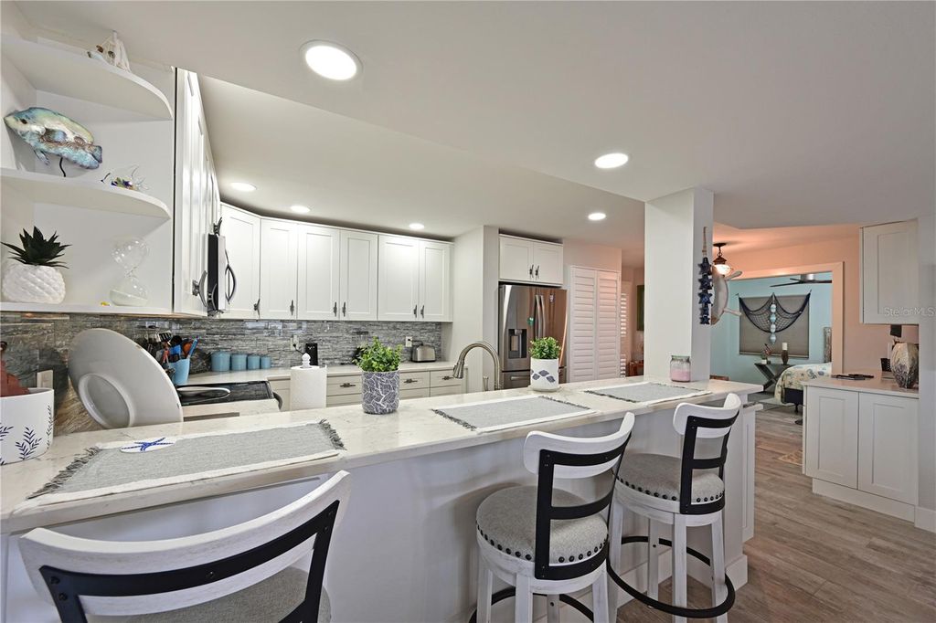 Image 13 of property listing at 1319 PERICO POINT CIRCLE, Bradenton, FL 34209