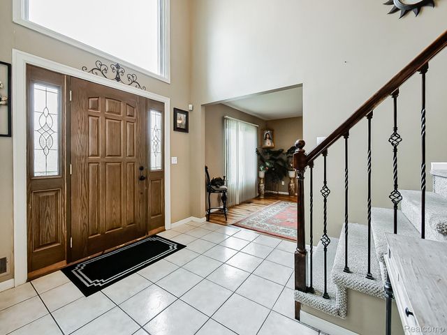 48199 Lafayette Drive, Macomb Township, MI 48044