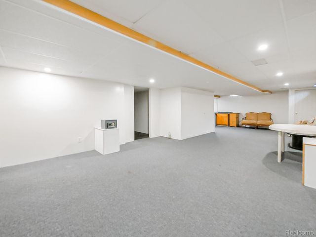 48199 Lafayette Drive, Macomb Township, MI 48044