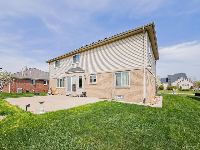 48199 Lafayette Drive, Macomb Township, MI 48044