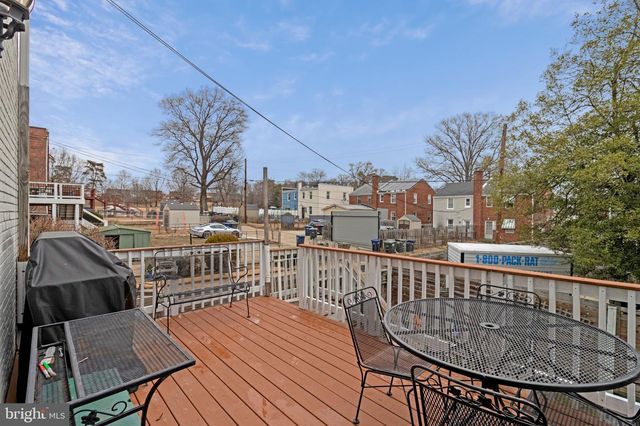 5043 11TH ST NE, Washington, DC 20017