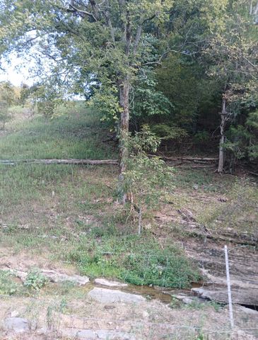 2 Cedar Bluff Road, Lafayette, TN 37083