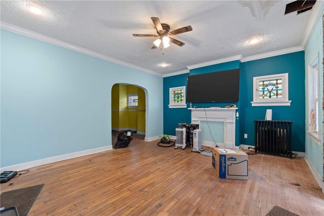 2283 Spokane Ave, Carrick, PA 15210