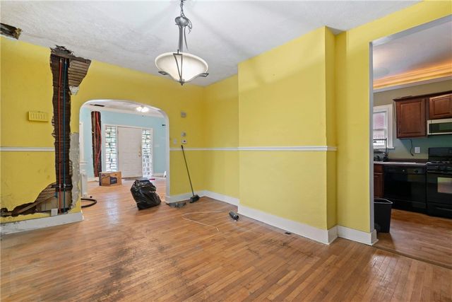 2283 Spokane Ave, Carrick, PA 15210