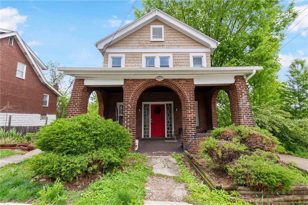 2283 Spokane Ave, Carrick, PA 15210