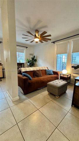 842 Meridian Ave 1E, Miami Beach, FL 33139