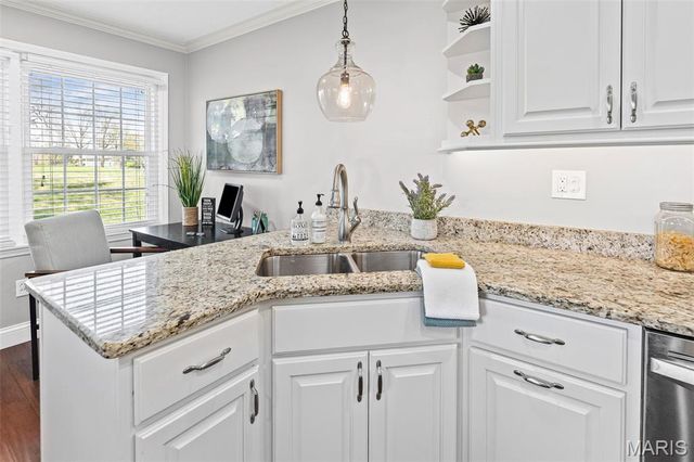216 Country Club View, Edwardsville, IL 62025