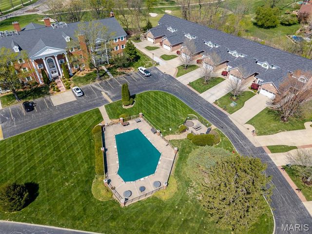216 Country Club View, Edwardsville, IL 62025