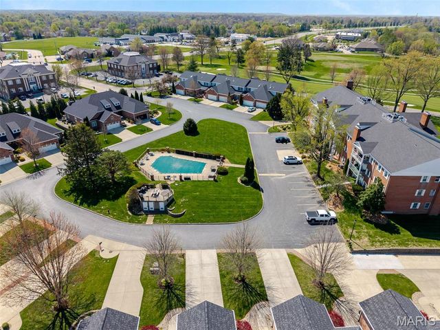 216 Country Club View, Edwardsville, IL 62025