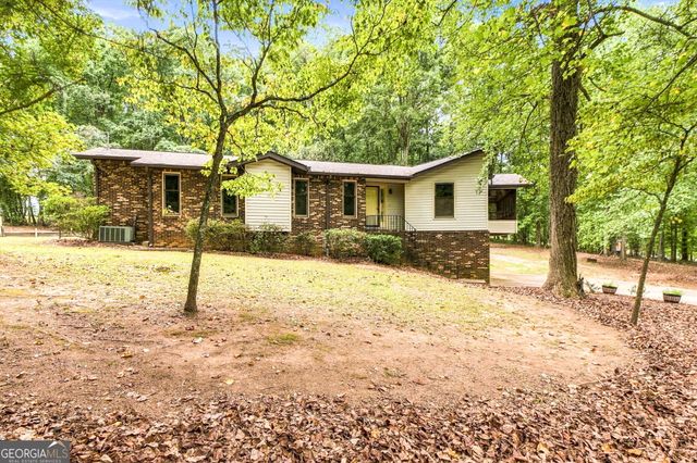530 Adams Road, Fayetteville, GA 30214