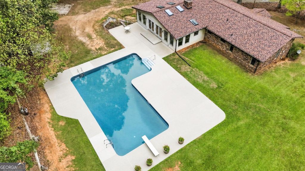 530 Adams Road, Fayetteville, GA 30214