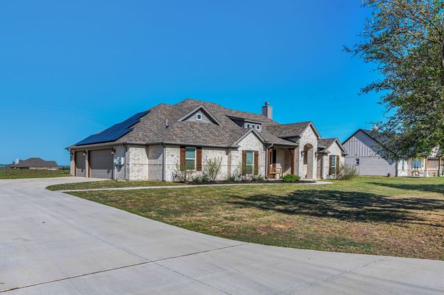 630 Sanger Drive, Springtown, TX 76082
