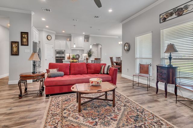 630 Sanger Drive, Springtown, TX 76082