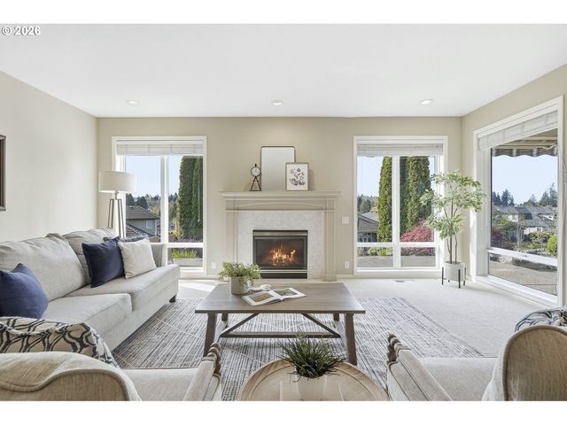 3916 Nw FALL CREEK Pl, Portland, OR 97229