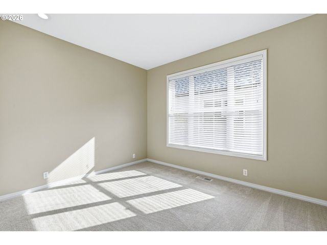 3916 Nw FALL CREEK Pl, Portland, OR 97229