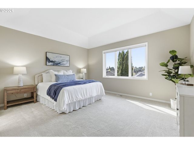 3916 Nw FALL CREEK Pl, Portland, OR 97229