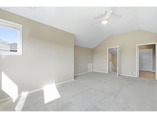 3916 Nw FALL CREEK Pl, Portland, OR 97229