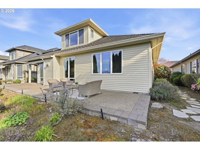 3916 Nw FALL CREEK Pl, Portland, OR 97229