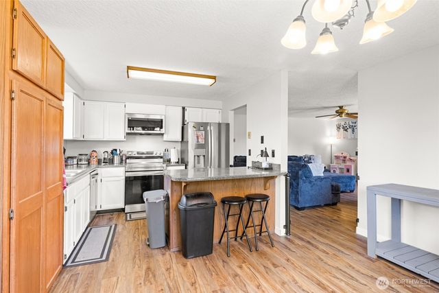 1410 W 10th Street, Port Angeles, WA 98363