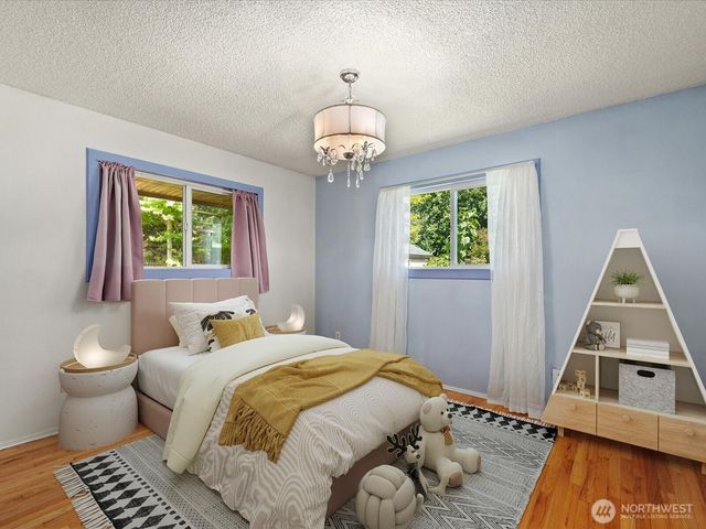 1035 Oakes Ave, Everett, WA 98201